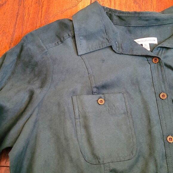 💙3 for $30💙 NWT Croft & Barrow Suede-Like Button Down Shirt SUPER SOFT - Picture 2 of 7